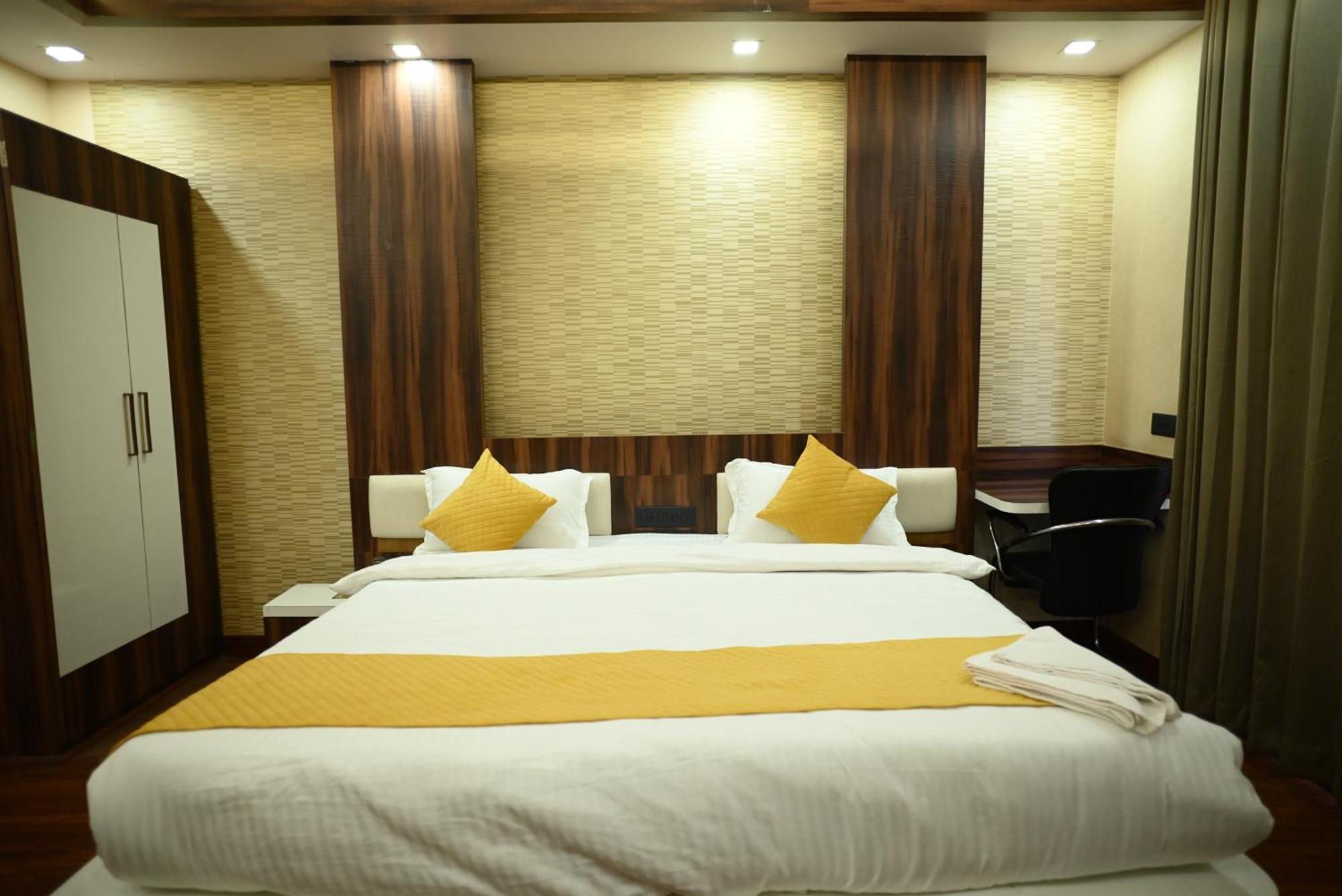 ראנצ'י Kings Inn Hotel מראה חיצוני תמונה