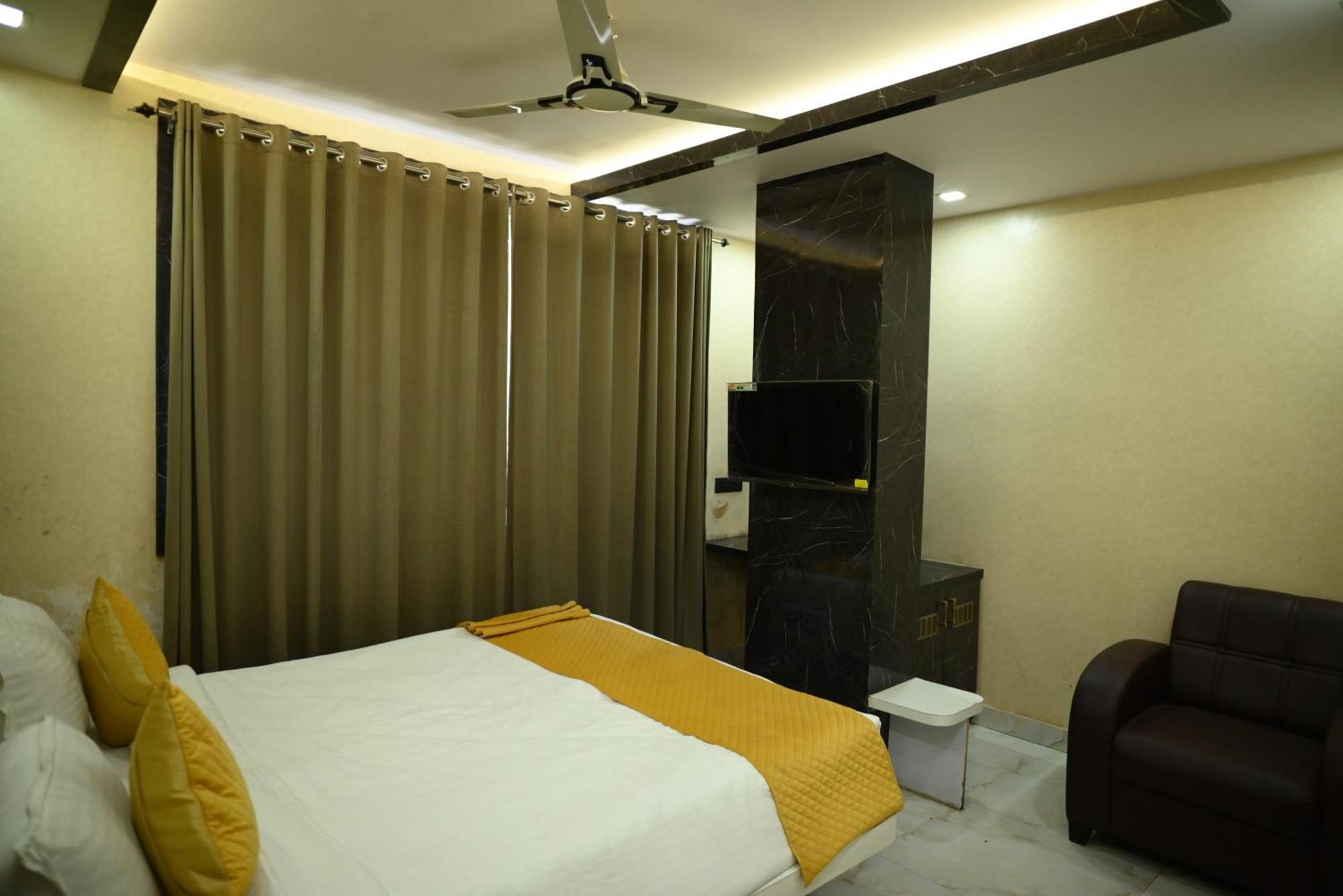 ראנצ'י Kings Inn Hotel מראה חיצוני תמונה