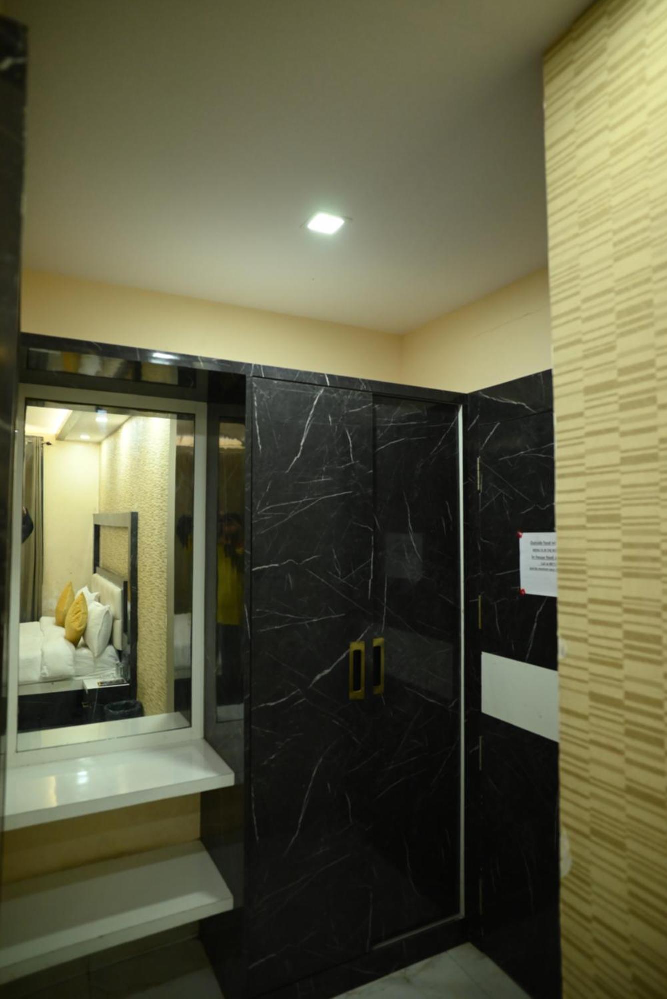 ראנצ'י Kings Inn Hotel מראה חיצוני תמונה